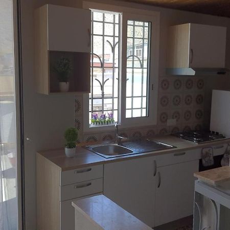 Casa Vicino Mondello Villa Palermo Bagian luar foto