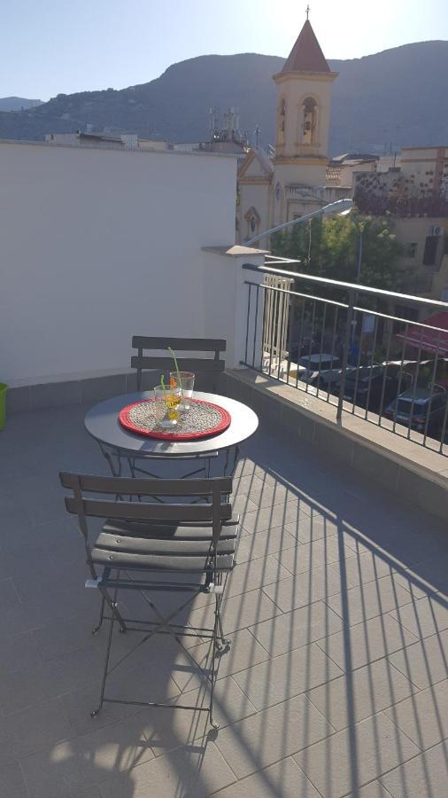 Casa Vicino Mondello Villa Palermo Bagian luar foto